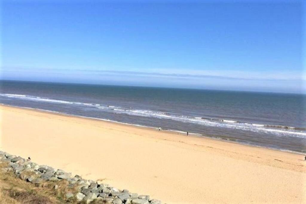 Homely 2 Bed On Popular Sunbeach Holiday Village- 5Min Walk To Beach, Near Great Yarmouth & Norfolk Broads Scratby Extérieur photo